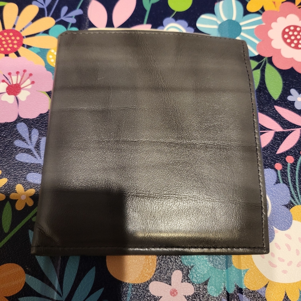 Prince Gardner Genuine Leather Wallet.